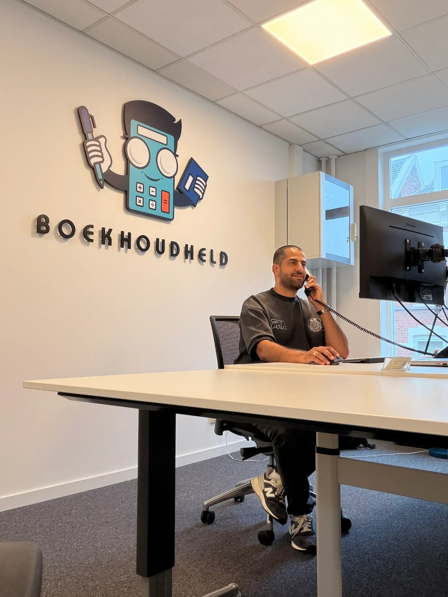Telefonisch contact vanuit het Boekhoudheld-kantoor