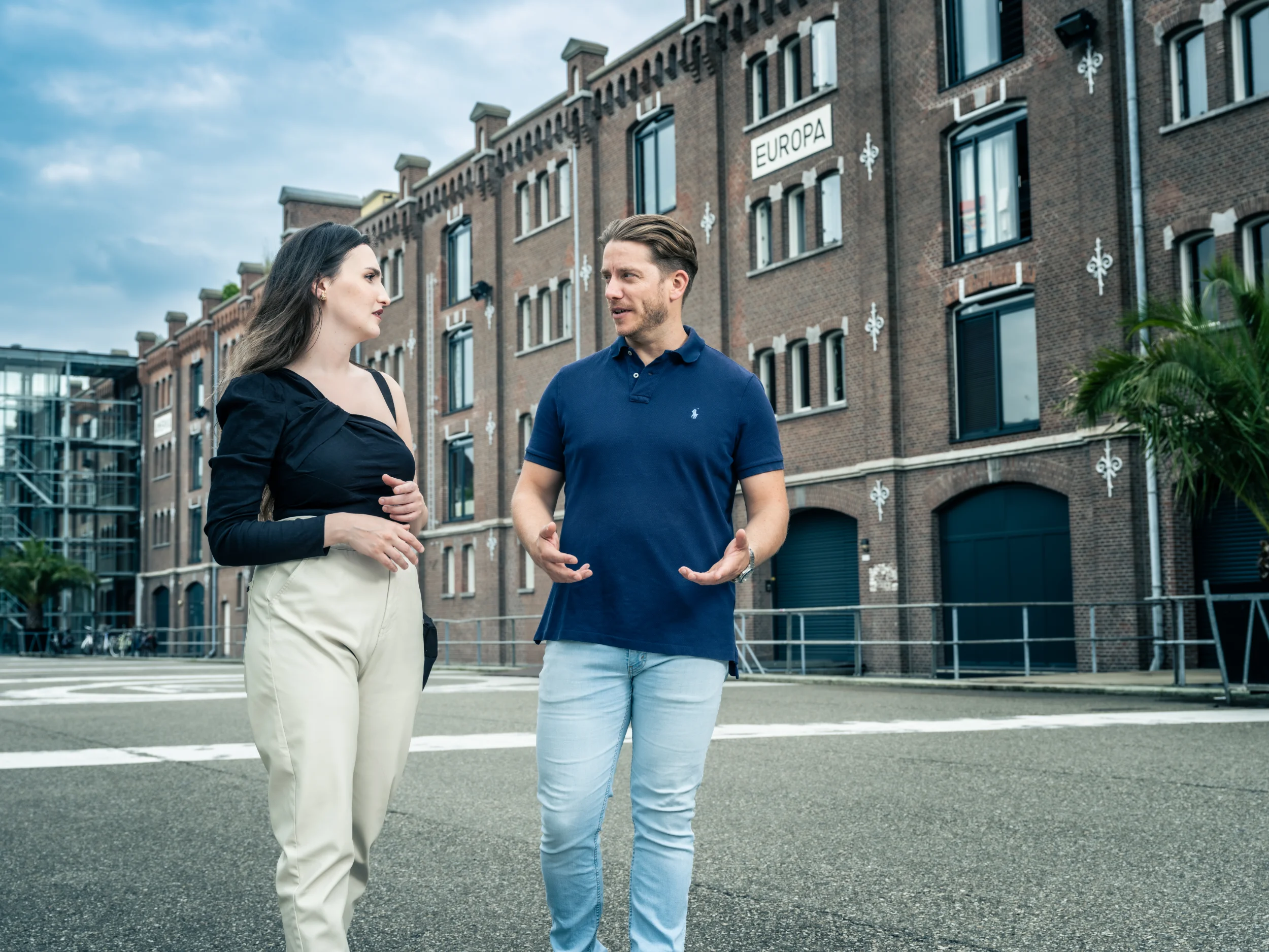 Het team van Boekhoudheld in het Hulstkamp-gebouw in Rotterdam